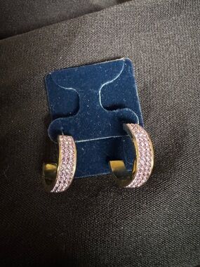 Fashion Jewelry Gold-Tone Hoop Earrings with Pink Crystals